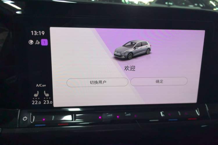 Used Volkswagen Golf 2023 Facelift 280TSI DSG R-Line Lite
