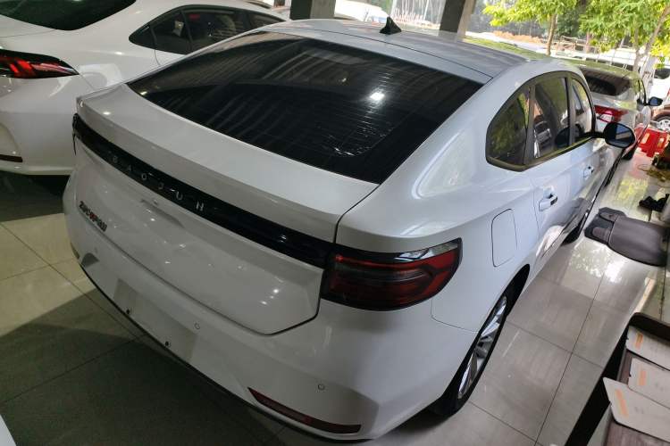 Used Baojun RC-5 2020 1.5T CVT Smart Luxury Edition