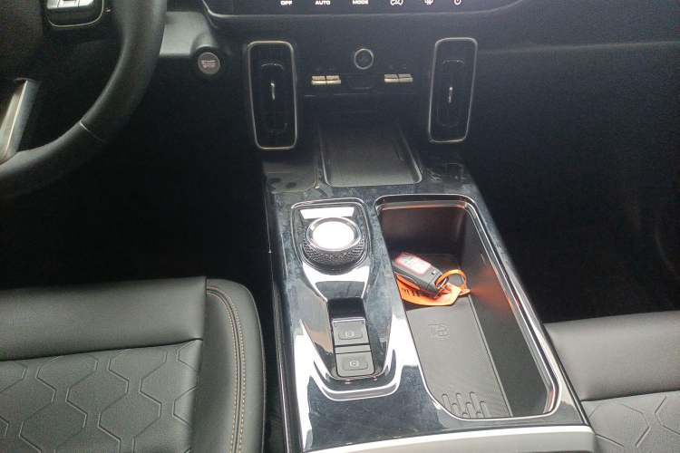 Used Haval DARGO 2022 2.0T DCT 4x4 Chinese Rural Dog Hunting Edition