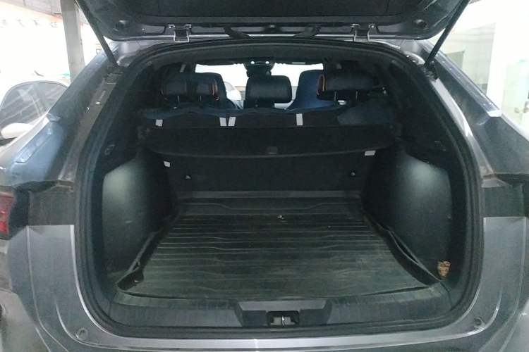 Used BYD Song PLUS New Energy 2024 Honor Edition EV 520km Luxury Model
