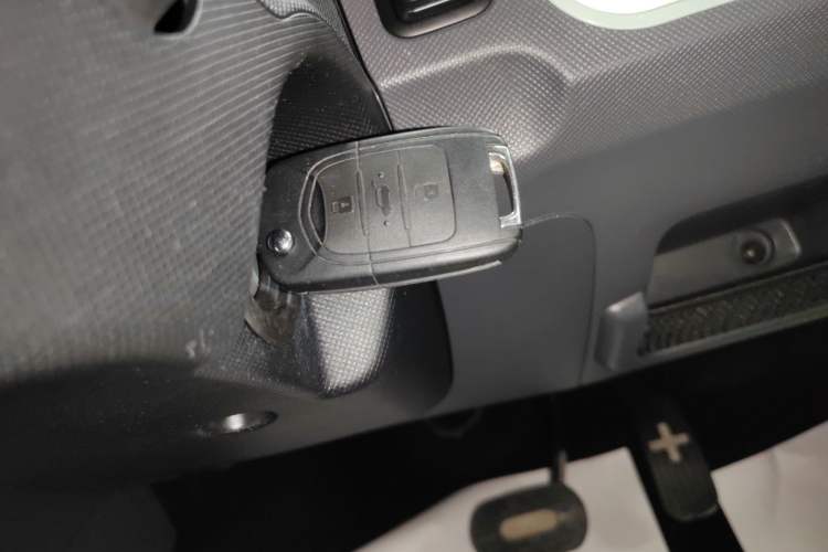 Used Wuling Hongguang MINIEV 2021 Macaron Fashion Model Lithium Iron Phosphate
