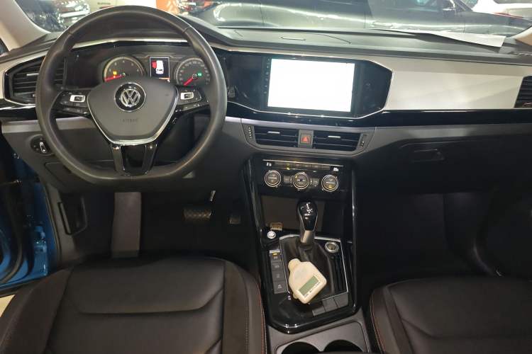 Used Volkswagen Tayron 2019 330TSI Two-Wheel-Drive Luxury Version China V Emission Standard
