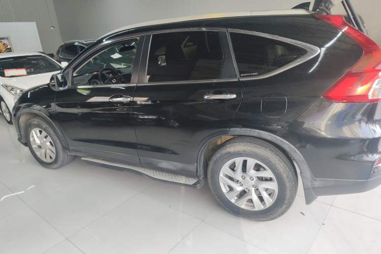 Used Honda CR-V 2015 2.4L two-wheel drive luxury version
