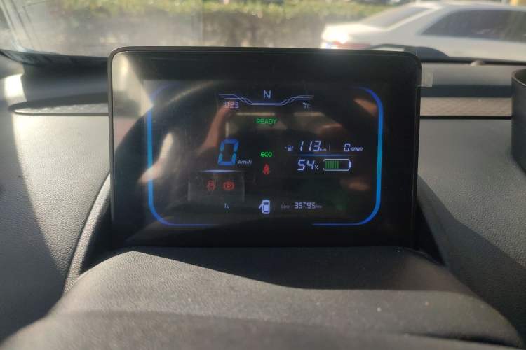 Used  Lumin 2022 210km Sweet Edition
