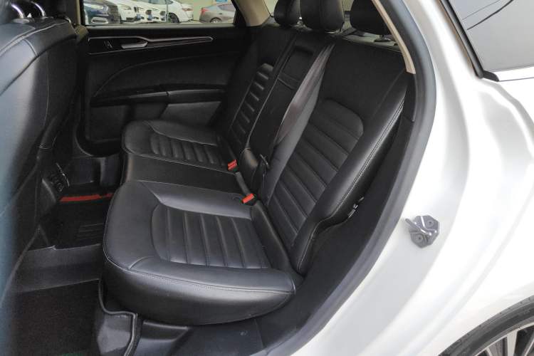 Used Ford Mondeo 2017 EcoBoost 200 Luxury Model
