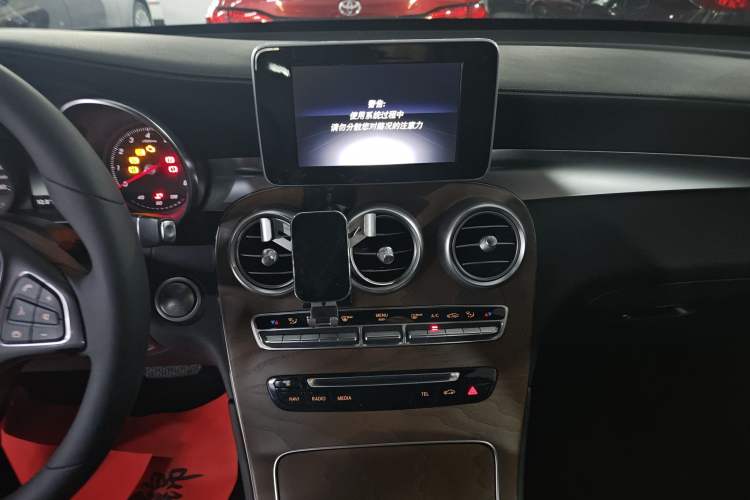 Used Mercedes-Benz GLC 2018 GLC 300 4MATIC Sport Edition
