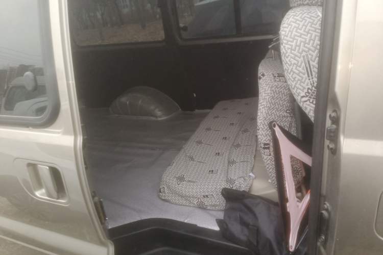 Used FORTHING Lingzhi 2023 M5L 1.6L Base Model 5 Seats
