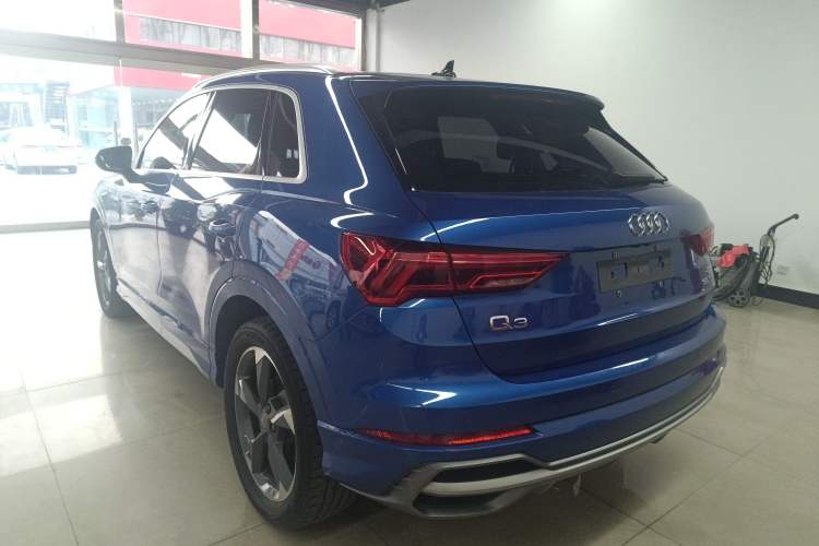 Used Audi Q3 2020 35 TFSI Fashion Dynamic Model
