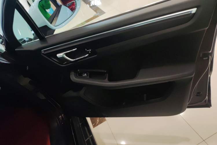 Used Porsche Macan 2018 Macan 2.0T