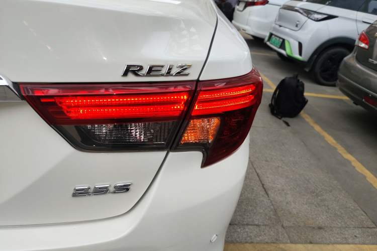 Used Toyota Reiz 2013 2.5S Elite Edition
