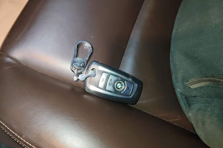 Used BMW 5 Series 2014 525Li Luxury Design Package