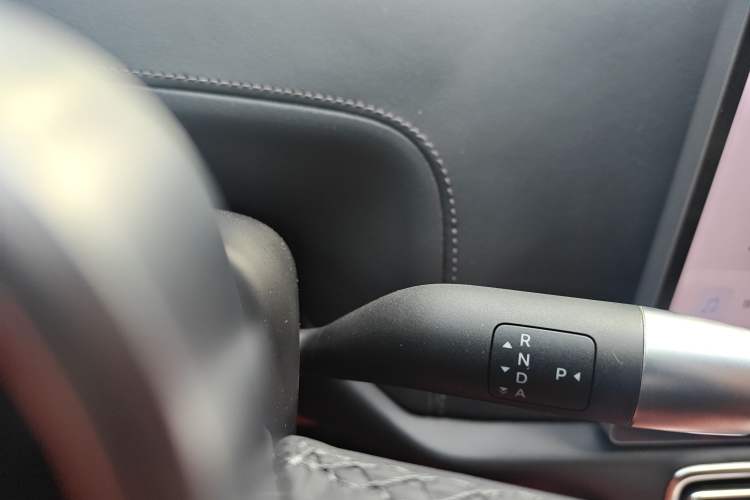 Used Li Auto L8 2023 Pro Model
