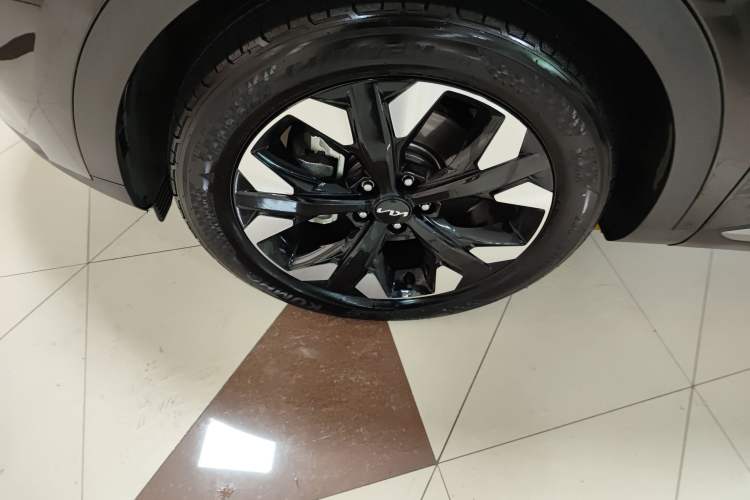 Used Kia Sportage (Chinese Domestic Model) 2025 2.0T Two-Wheel-Drive Prestige Edition