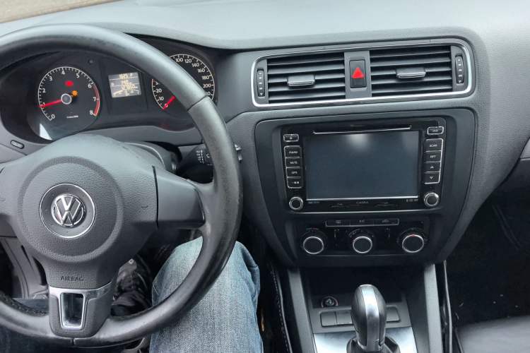 Used Volkswagen Sagitar 2014 1.6L Automatic Comfort Model
