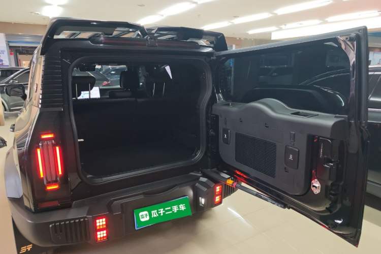 Used JETOUR Traveler 2023 2.0T All-Wheel Drive CrossPRO+
