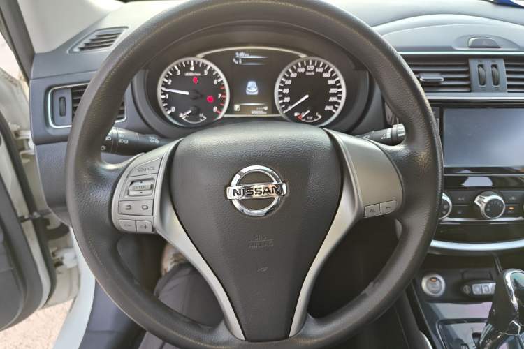 Used Nissan Tiida 2016 1.6L CVT Smart Drive Edition
