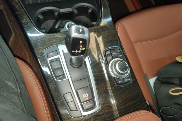 Used BMW X3 2013 Facelifted xDrive20i Luxury Edition
