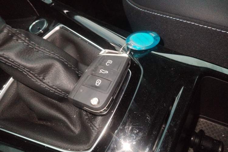 Used Volkswagen Tharu 2025 NewRui 300TSI Prestige Edition