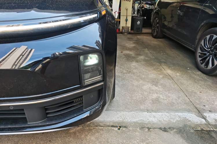 Used Li Auto L8 2024 PRO Model
