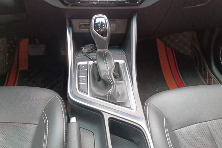 Used Geely Auto Vision X3 2019 Upgraded Model 1.5L CVT Prestige Version