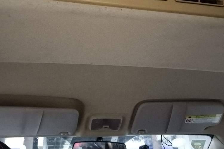 Used Dongfeng Fengon 370 2016 1.5L Manual Elite Home Edition 7-Seater