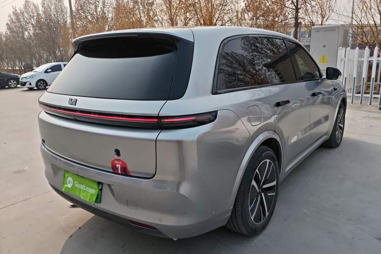 Used Li Auto L8 2024 Pro Model
