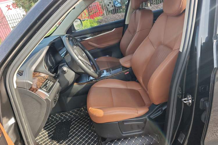 Used Hanteng X7 2018 X7S 1.5T Automatic Luxury Model
