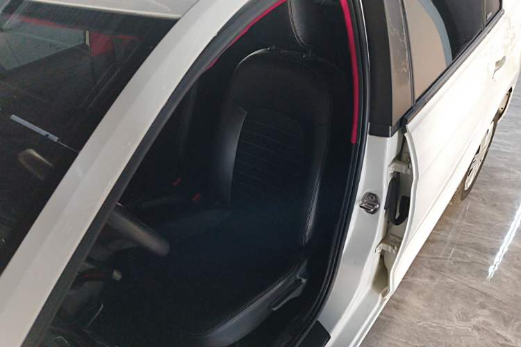 Used Volkswagen Jetta 2015 Value Edition 1.6L Automatic Fashion Version
