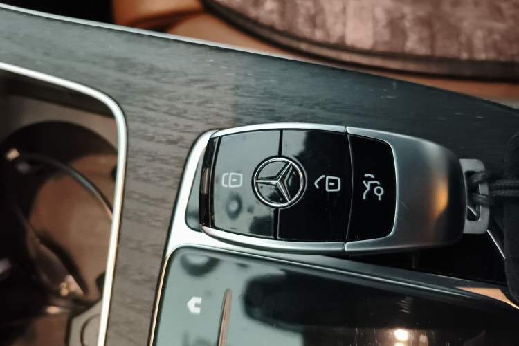 Used Mercedes-Benz E-Class 2021 Facelift E 260 L Sport Edition