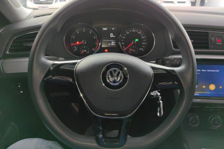 Used Volkswagen Lamando 2018 230TSI DSG Fashion Edition
