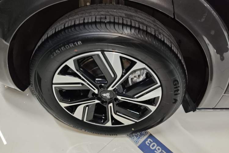 Used NETA U 2023 NETA U-Ⅱ 400 U-SHOW Edition Lithium-Ion Battery
