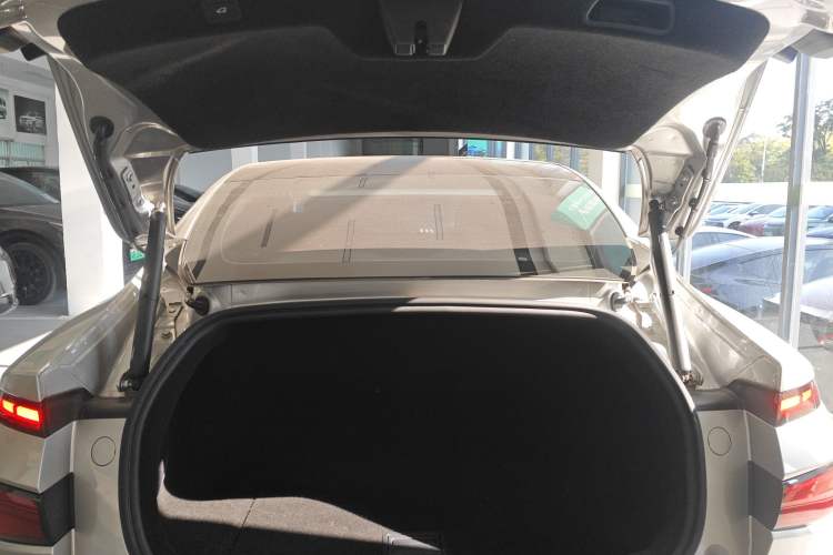 Used XPeng P7 2023 P7i 702 Pro
