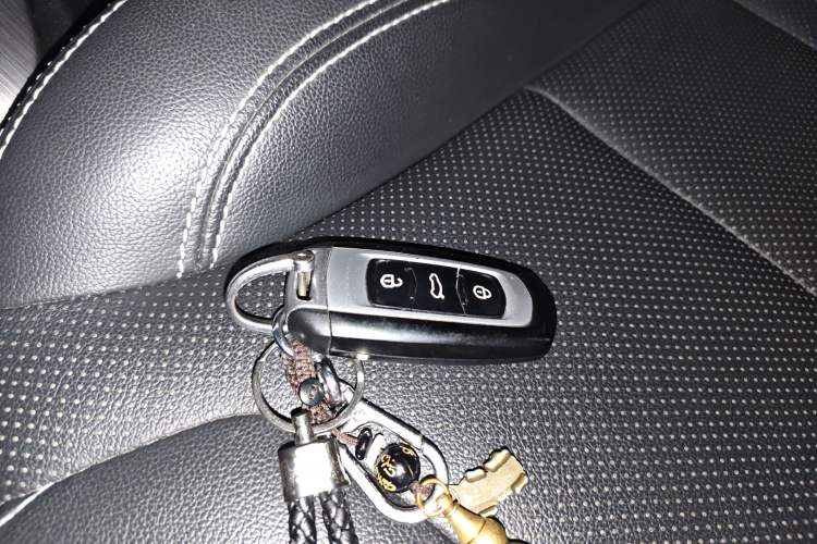 Used Geely Auto Vision X3 2017 1.5L Automatic Prestige Model
