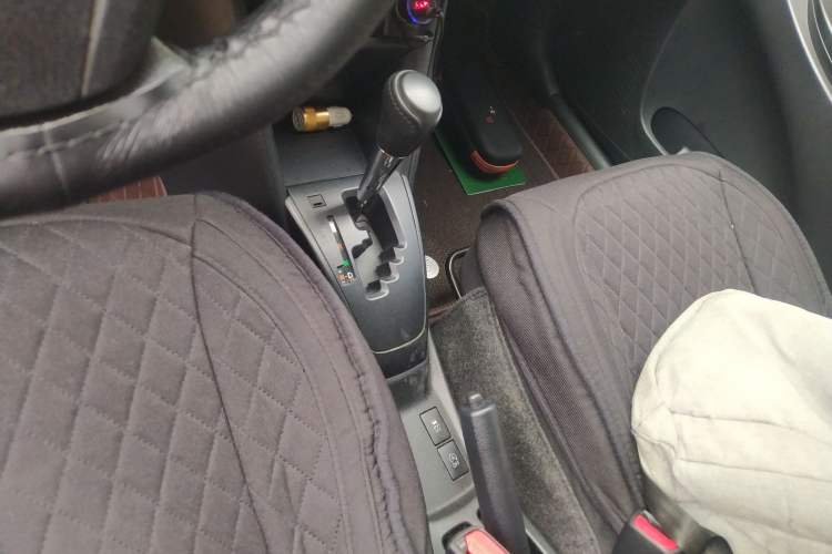 Used Toyota YARiS L 2016 Revised 1.5E CVT Charming Edition