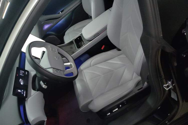 Used Nio ET5 2025 75 kWh
