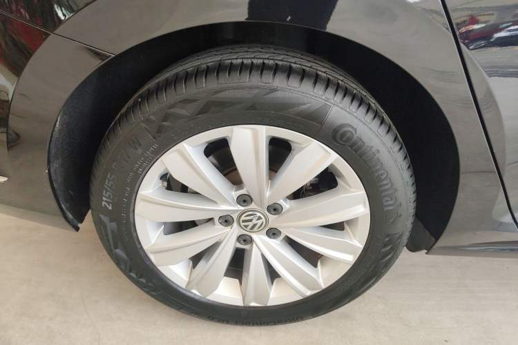 Used Volkswagen Passat 2019 330TSI Elite Edition China VI
