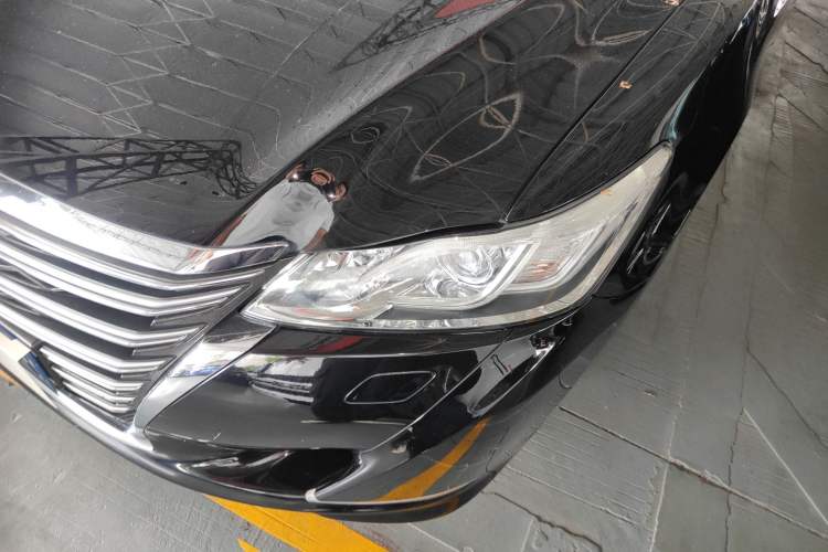 Used Toyota Crown 2015 2.0T Fashion Edition
