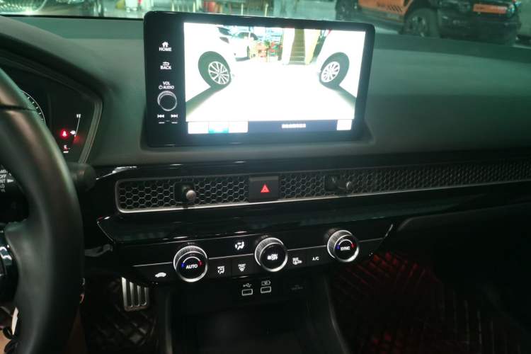 Used Honda Civic 2022 240TURBO CVT Dynamic Edition
