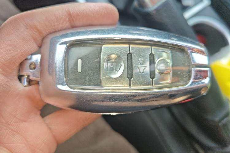 Used Haval H2 2017 Red-Label 1.5T Manual Two-Wheel Drive Comfort Model