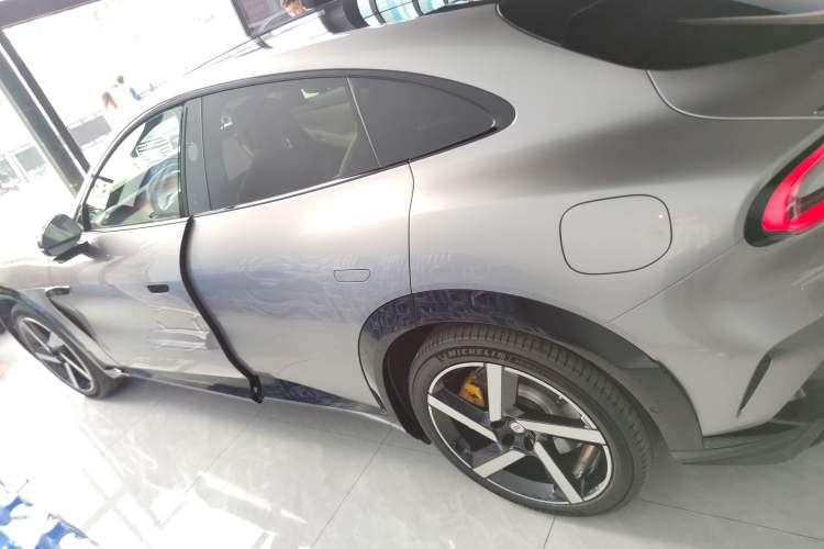 Used  YU7 2025 Ultra-Long Range All-Wheel Drive Pro Version
