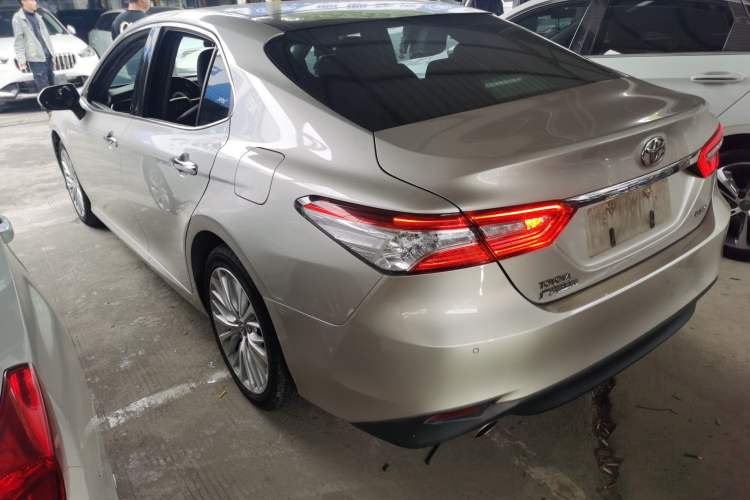 Used Toyota Camry 2018 2.5G Luxury Edition
