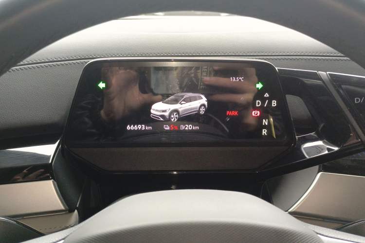 Used Volkswagen ID.6 CROZZ 2021 Long-Range PRO Edition