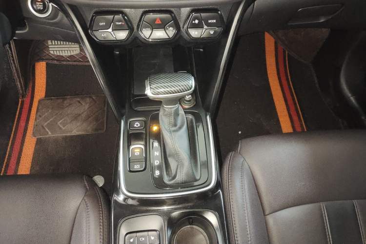 Used GAC Trumpchi GS4 2018 235T Automatic Two-Wheel Drive Luxury Smart Connectivity Millionth Anniversary Edition