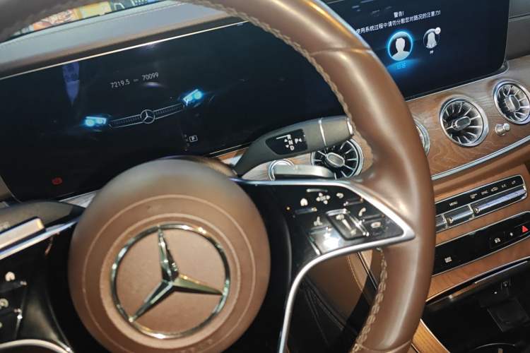 Used Mercedes-Benz E-Class 2023 E 260 L
