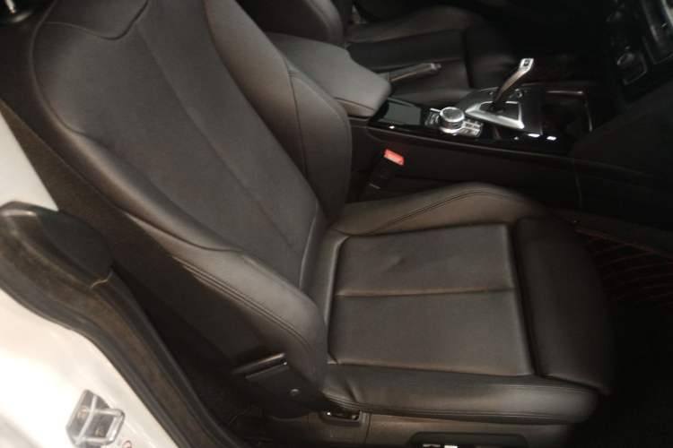 Used BMW 3 Series GT 2019 320i Sport Edition
