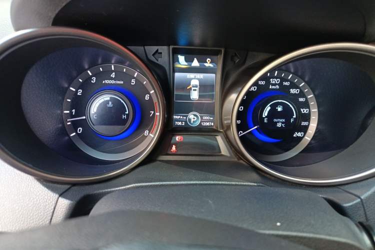 Used Changan CS75 2014 1.8T Automatic Elite Model China IV Standard
