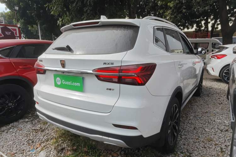 Used Roewe RX5 2018 20T Two-Wheel Drive Manual Internet Smart Edition