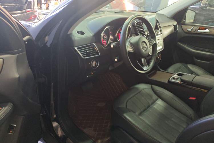 Used Mercedes-Benz GLE 2017 GLE 320 4MATIC Dynamic Model