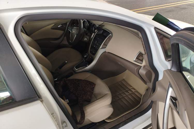 Used Buick GT 2013 GT 1.6L Automatic Fashion Edition
