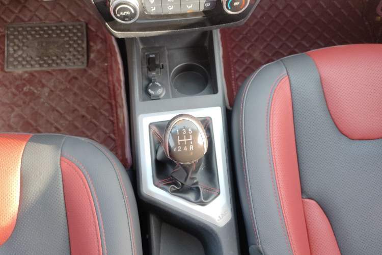 Used  Refine S2 2017 1.5L Manual Luxury Smart Model
